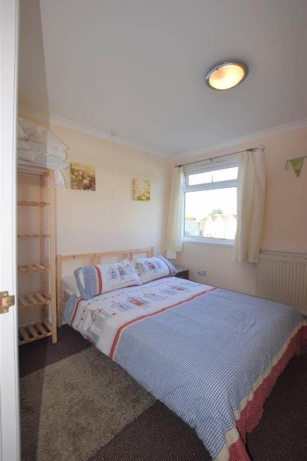 Chalet 87 Sandown Bay Holiday Centre Generous Money Off Ferry Crossing & Special Offer Until End Of June, September And Halloween Deals Now On Exterior foto