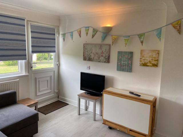 Chalet 87 Sandown Bay Holiday Centre Generous Money Off Ferry Crossing & Special Offer Until End Of June, September And Halloween Deals Now On Exterior foto